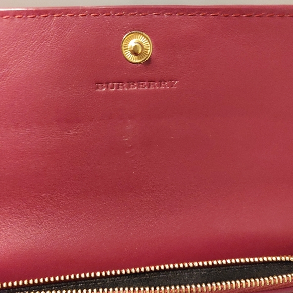 Burberry Haymarket Check wallet - Picture 11 of 16
